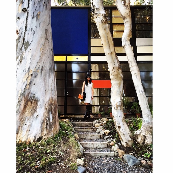 Meet your Posher, Michelle - Picture 2 of 3